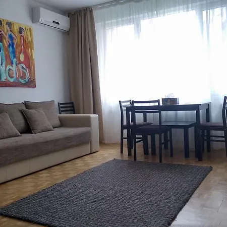 Lifestyles Apartment *