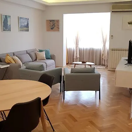 Apartment Lifestyles