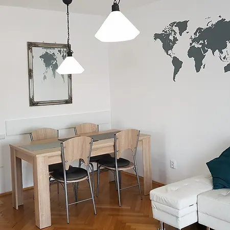 Lifestyles Apartment *
